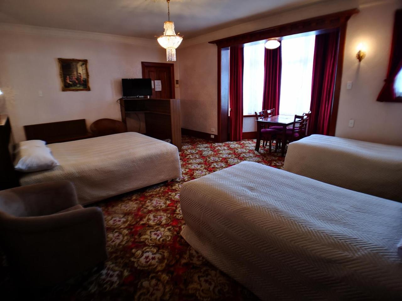 Motel Mayfair On Cavell Hobart Bagian luar foto