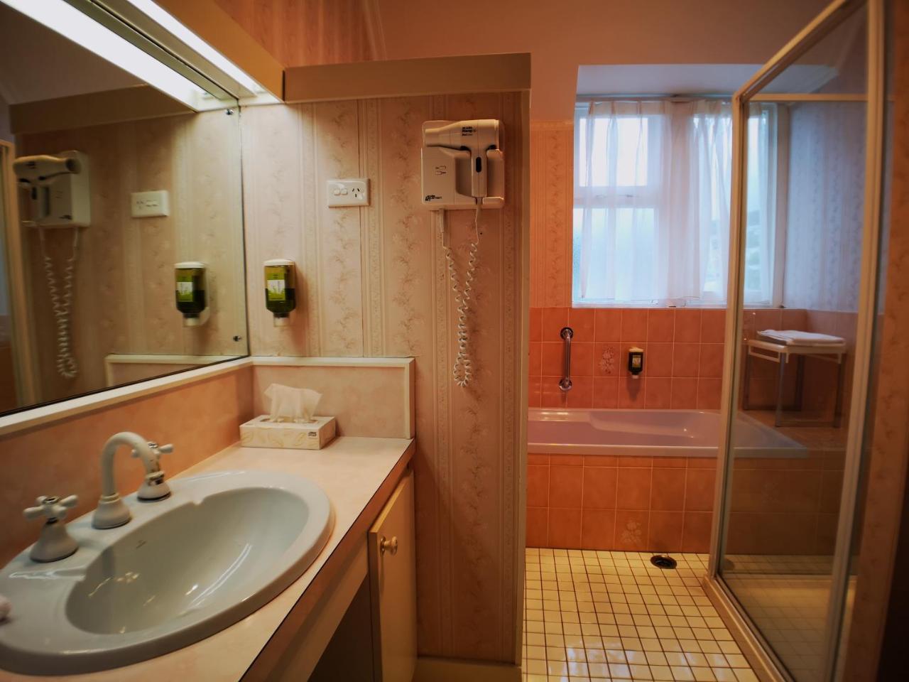 Motel Mayfair On Cavell Hobart Bagian luar foto